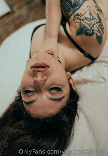 yoursassylatina best star picture