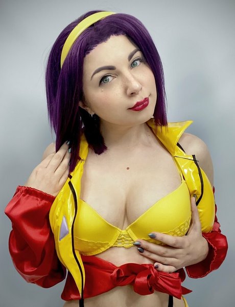 Sarah Fong star sexy galleries