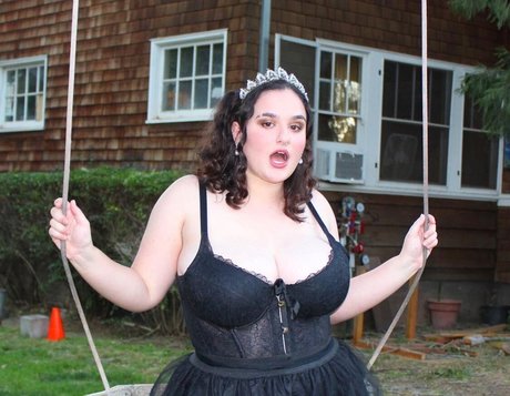 Alida Roos model pretty gallery