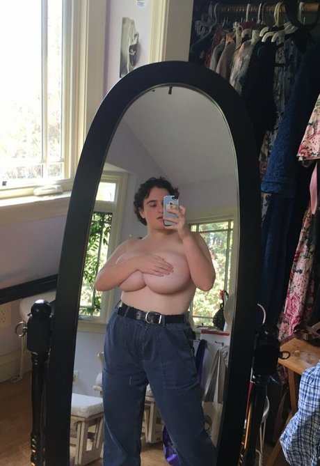 Alida Roos high quality model pic