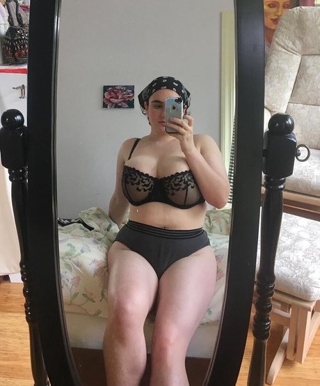 athletic milf onlyfans art porn pic