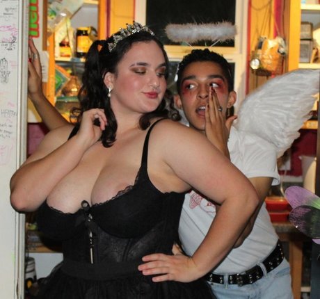 Alida Roos hd pornstar photos