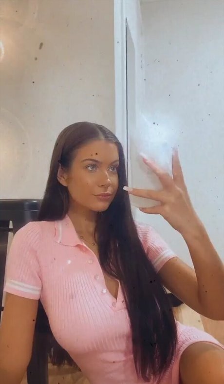 hellolana porn actress photo