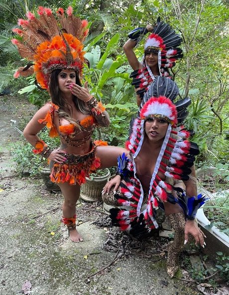 Elizabth Goes star nudes pic