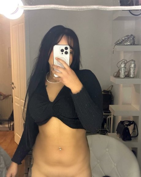 celina x31 hot actress image