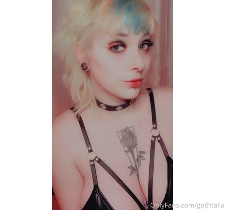 chubby goth onlyfans sexy xxx img