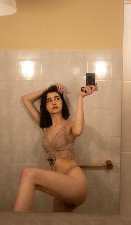 arina gpo nude star gallery