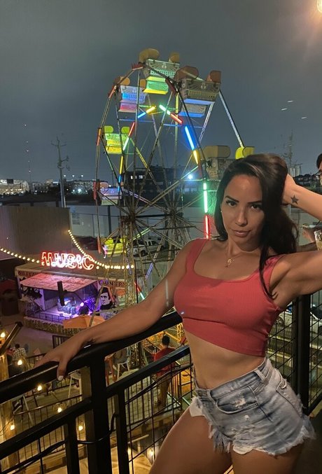 shemale fucks girl onlyfans beautiful porn pics