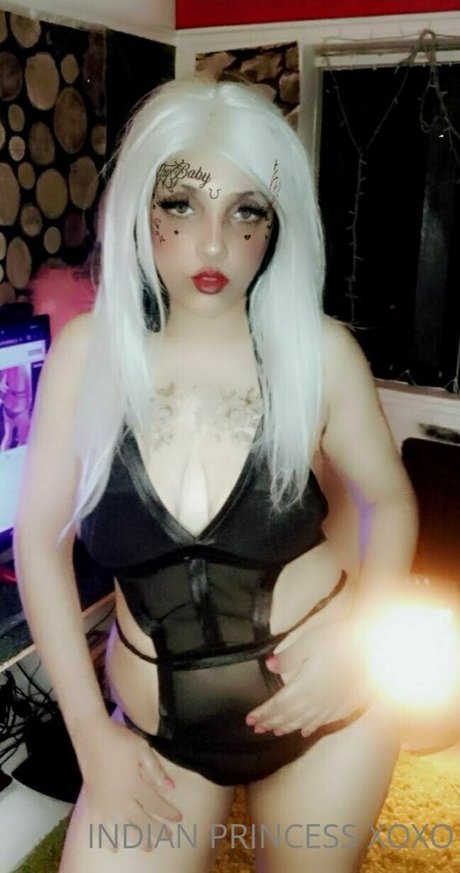 indiangirlnextdoor69 model xxx pictures