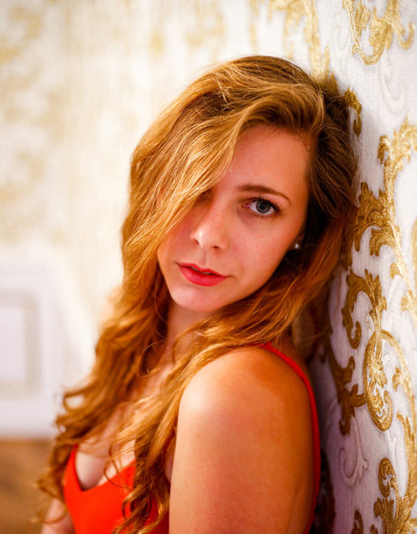 s b 1994 porn model image