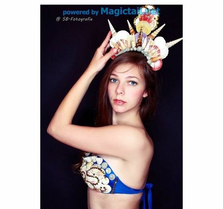 s b 1994 model nudes photo