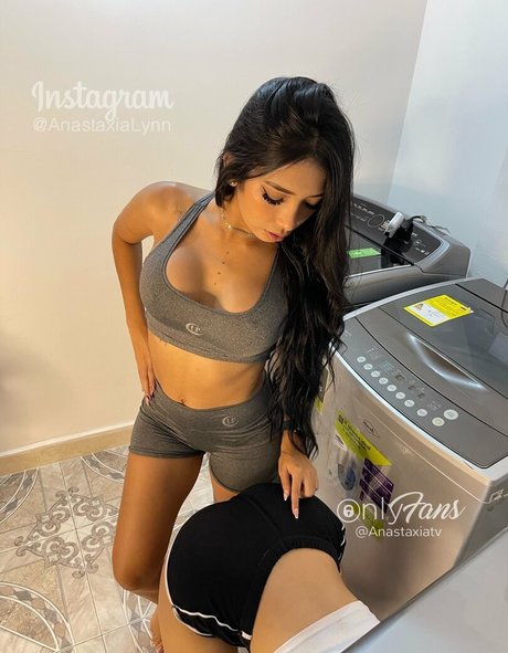 blonde girls onlyfans nude image