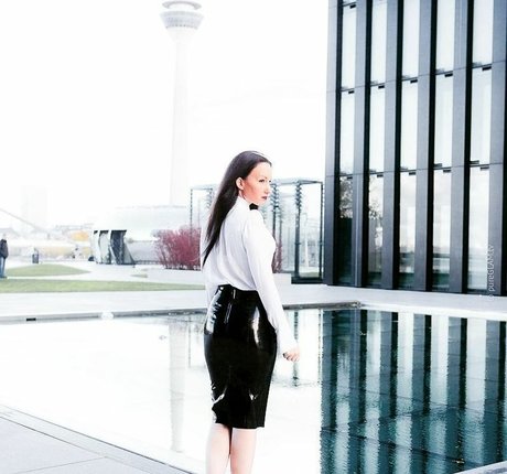 Miss Vanessa Pur nudes pornstar gallery