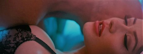 40 onlyfans beautiful image