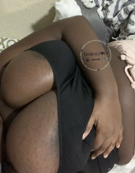 therealzoey model nude gallery