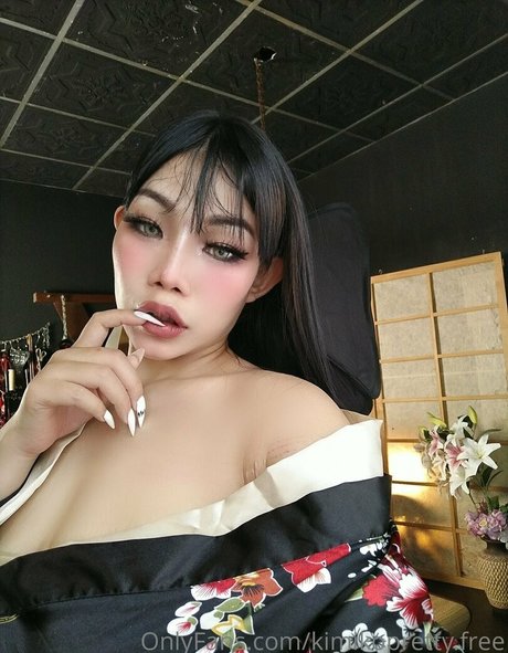 Kimikopretty perfect model image