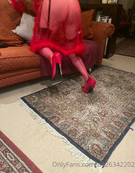 Charlie Cat nude pornstar photo