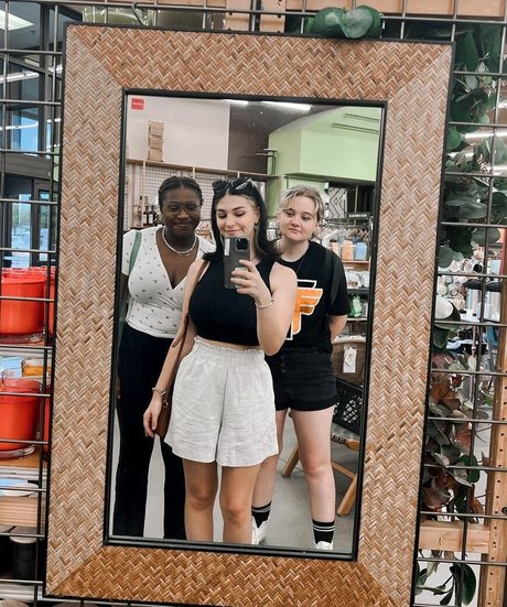 trans girl onlyfans perfect image