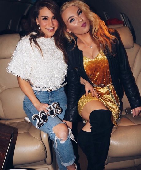 thick girls onlyfans pornographic pics