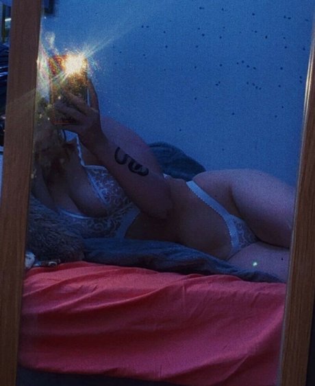 chlomarie 1 nude star galleries