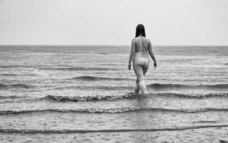 Cinnoman nude star img