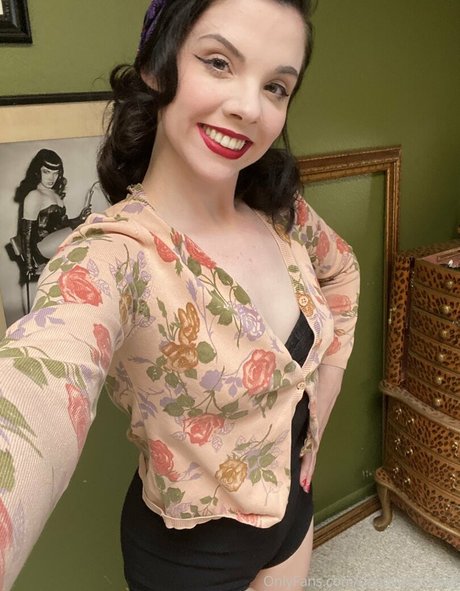 dandyindistress pretty star pictures