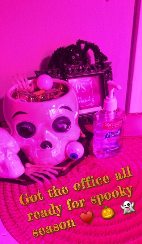 shemale fucks girl onlyfans nudes image