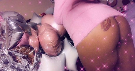 fart onlyfans hot images