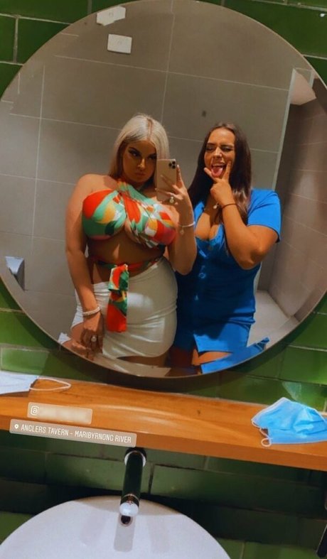 teacher milf onlyfans hot sexy pictures