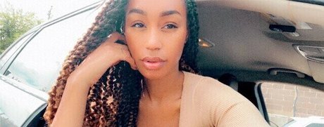 Nia Simone nude model img