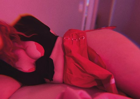 curvy onlyfans perfect photos