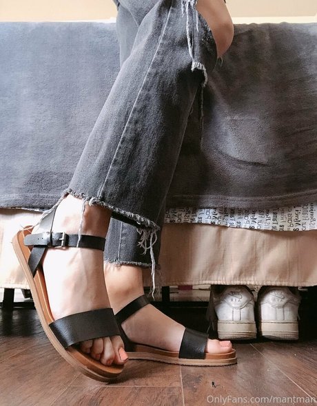 skinny asian onlyfans nudes photos