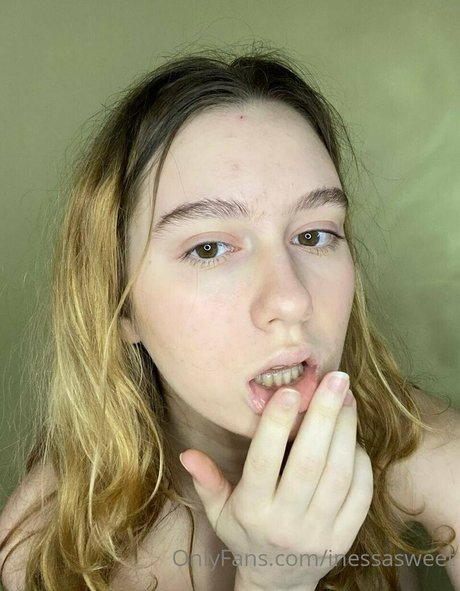 inessasweet model naked gallery