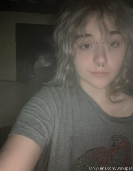 wuvspell model adult photos