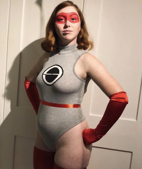 Jeordy Farnell star naked pic