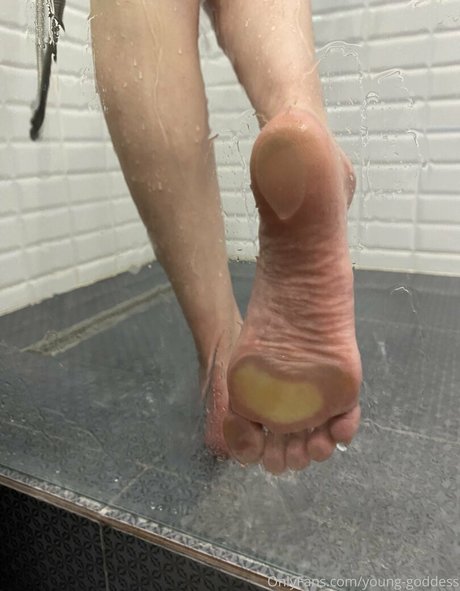 young goddess pornstar nice pics