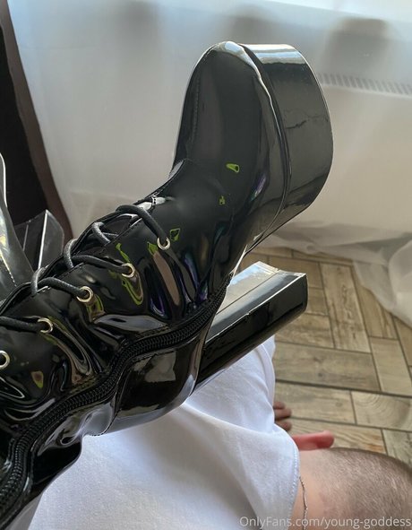 young goddess star nice img