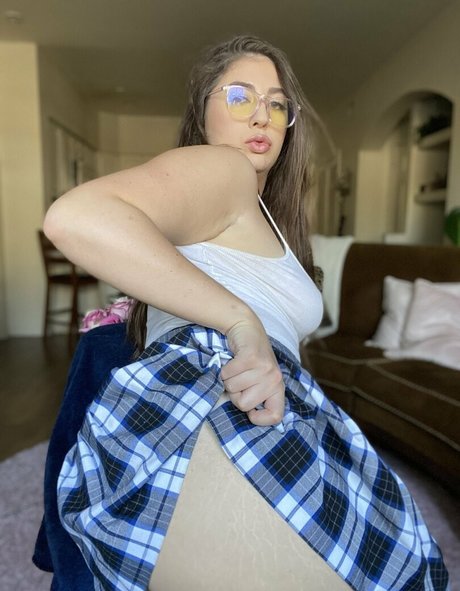 rahrahitssarah high quality model photos