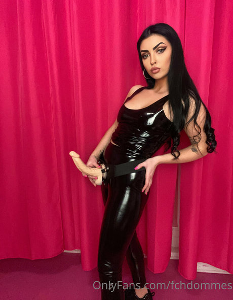 small pussy onlyfans nudes image