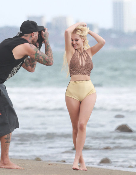 Ava Sambora sexy actress pictures