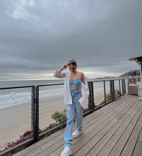 Ava Kolker nude pornstar galleries