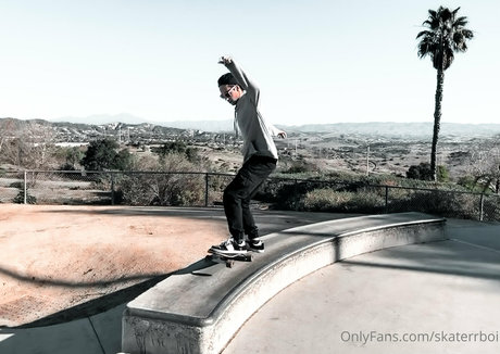 asian muscle onlyfans free naked photos