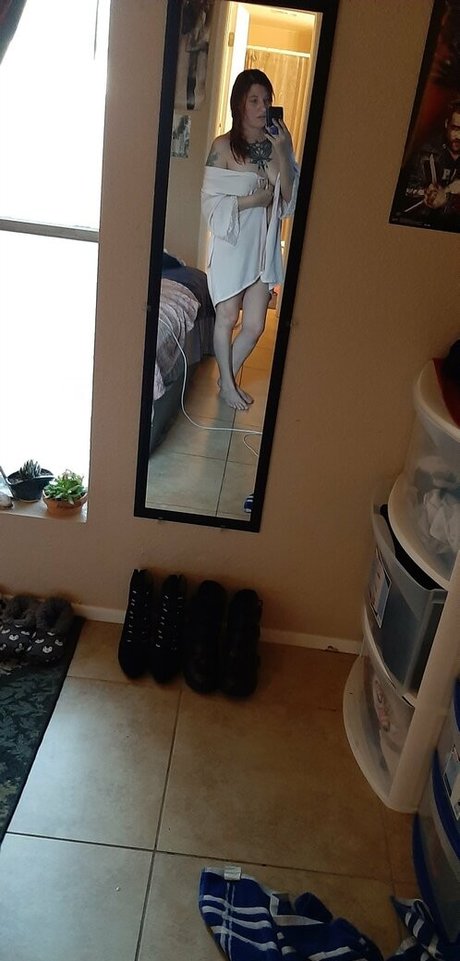 Lewdladyj porn actress photo