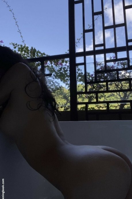 sxorpiton pornographic actress image