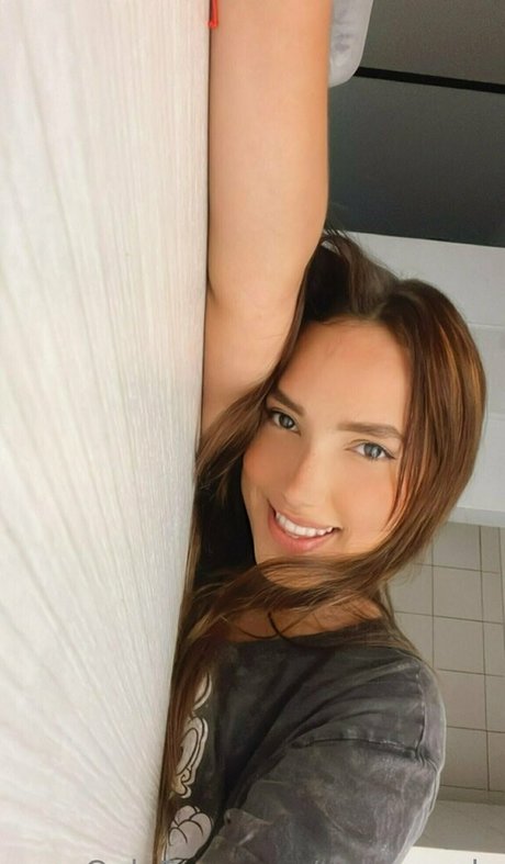 dulceprada nude star archive