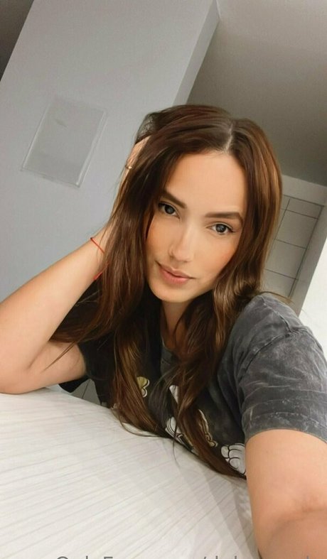 dulceprada adult model images