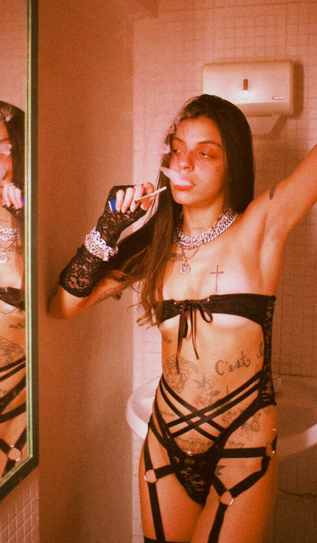 Andressinhaoriginal erotic model picture