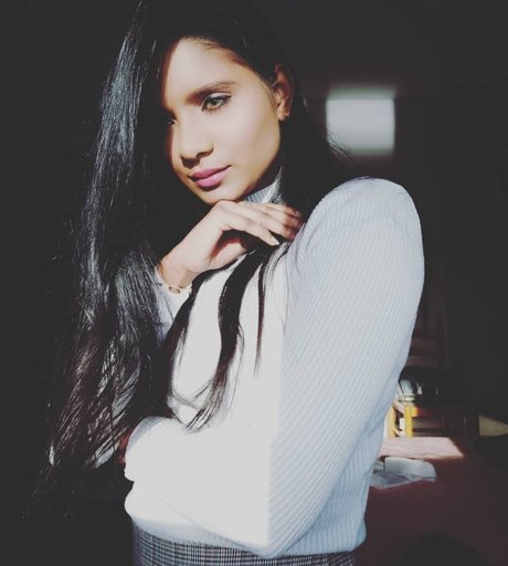 fingering pussy onlyfans art naked img