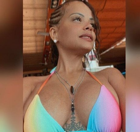 kgenao nude model pics