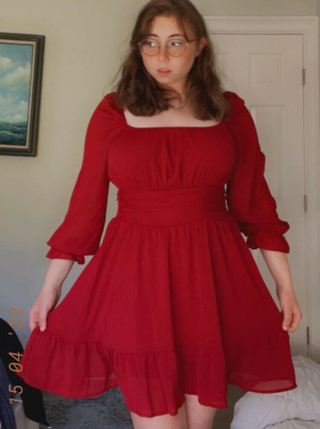 crescentbeing naked pornstar photos